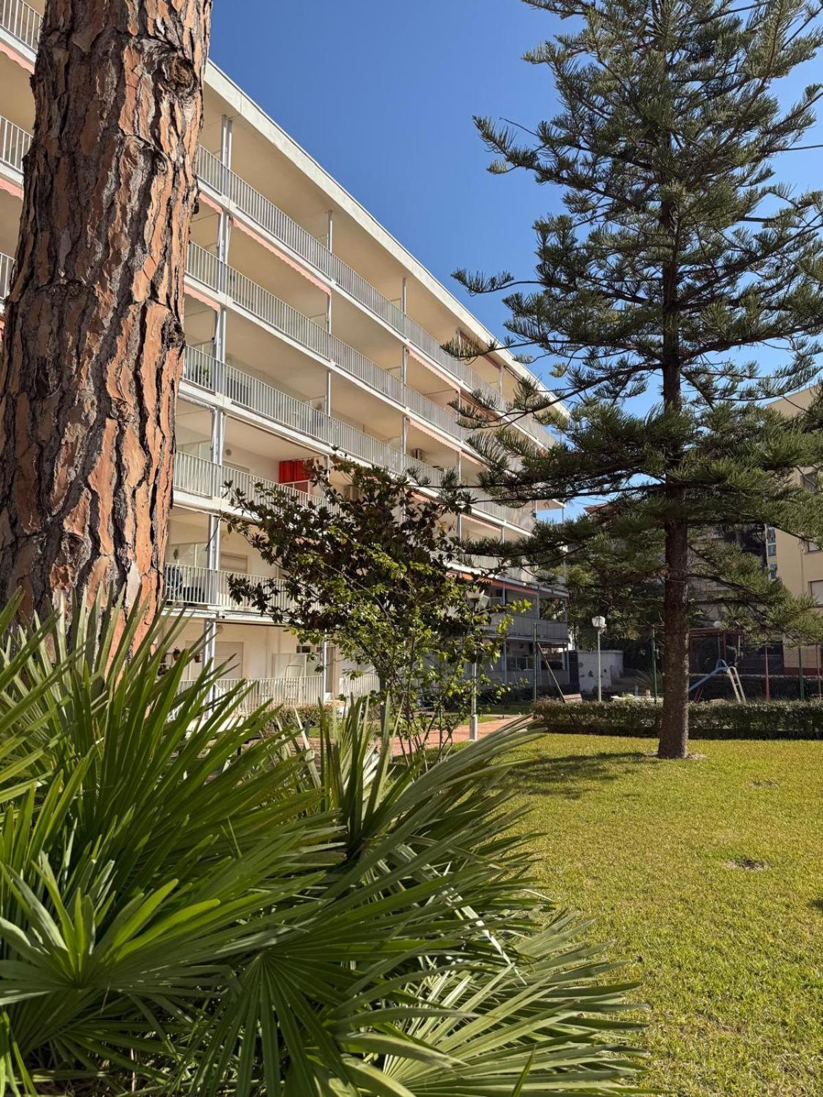 Apartamentos Hesperia / Alfonso I Palmyra Salou Exterior foto